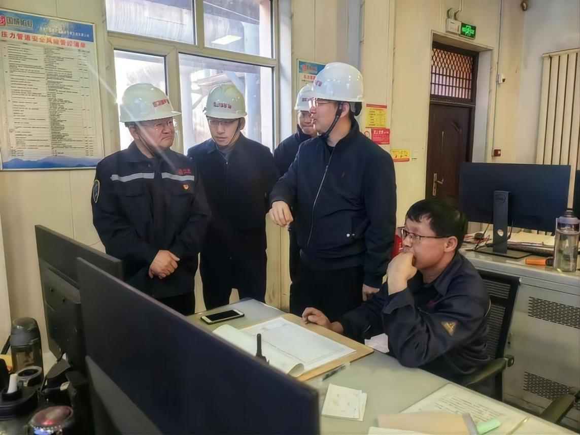 巴彦淖尔市副市长赵春雨一行莅临新海公司调研指导事情_南宫娱乐（官网）